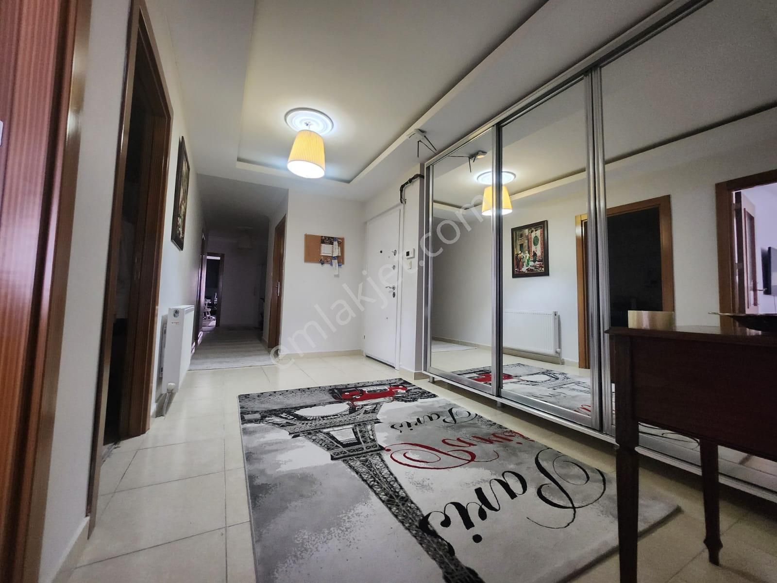 Relax'tan Seval Cad.yeni Bina Da Asansörlü Kacmaz Ön Cephe 3+1 - Görsel 11