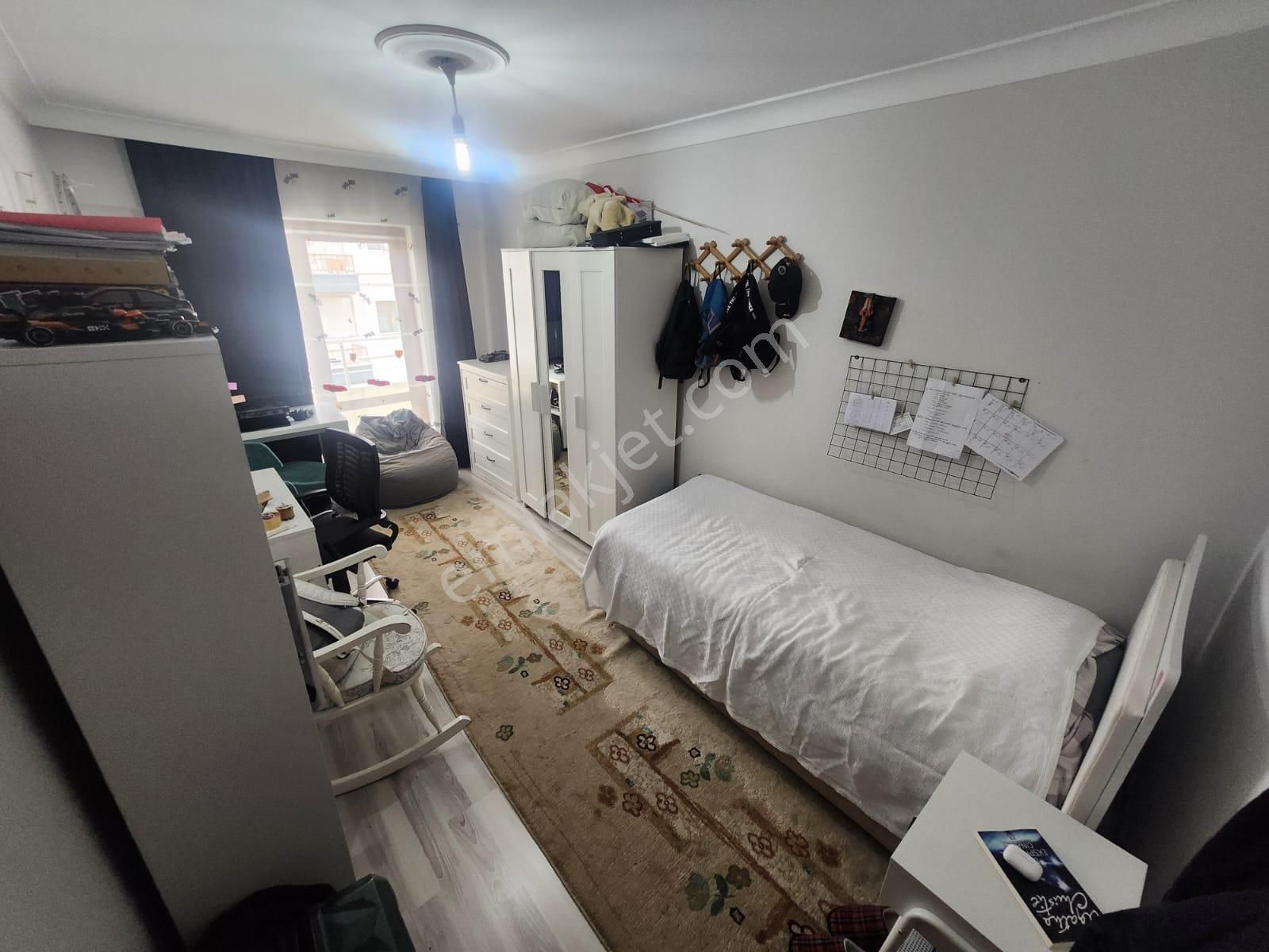 Relax'tan Seval Cad.yeni Bina Da Asansörlü Kacmaz Ön Cephe 3+1 - Görsel 23