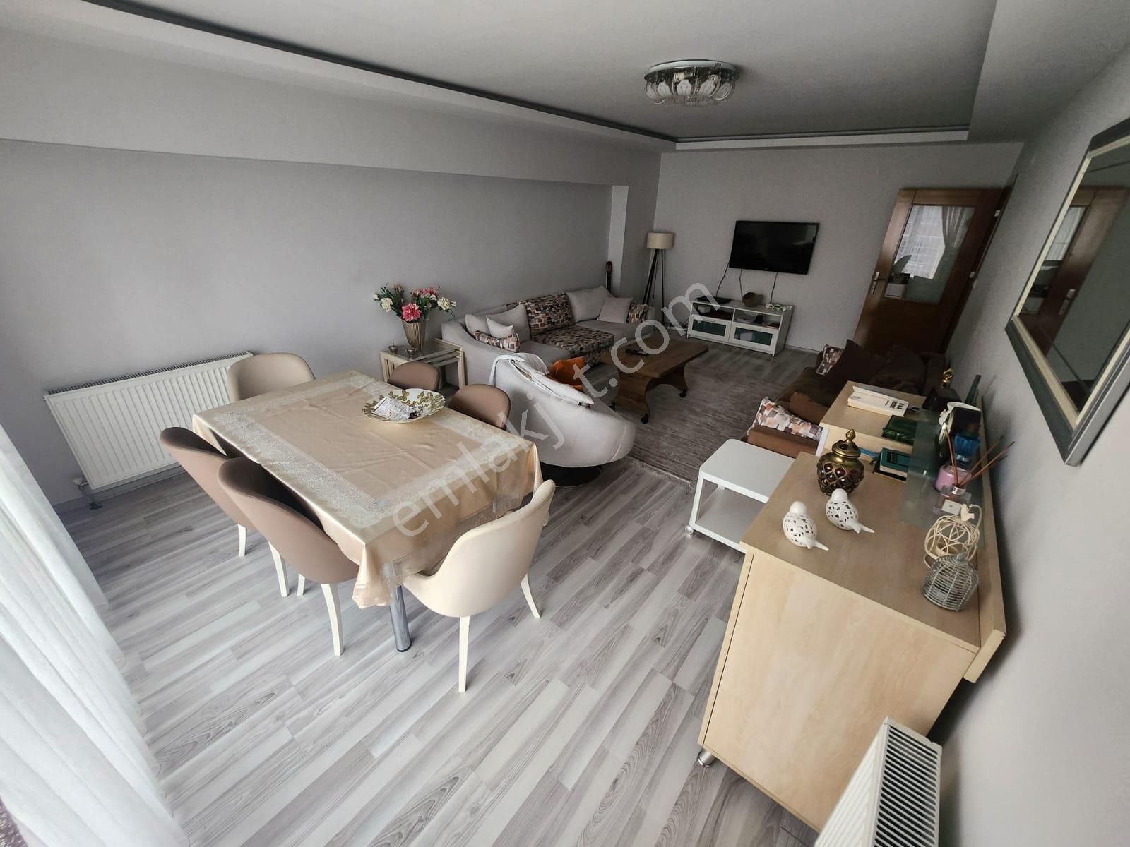 Relax'tan Seval Cad.yeni Bina Da Asansörlü Kacmaz Ön Cephe 3+1 - Görsel 4