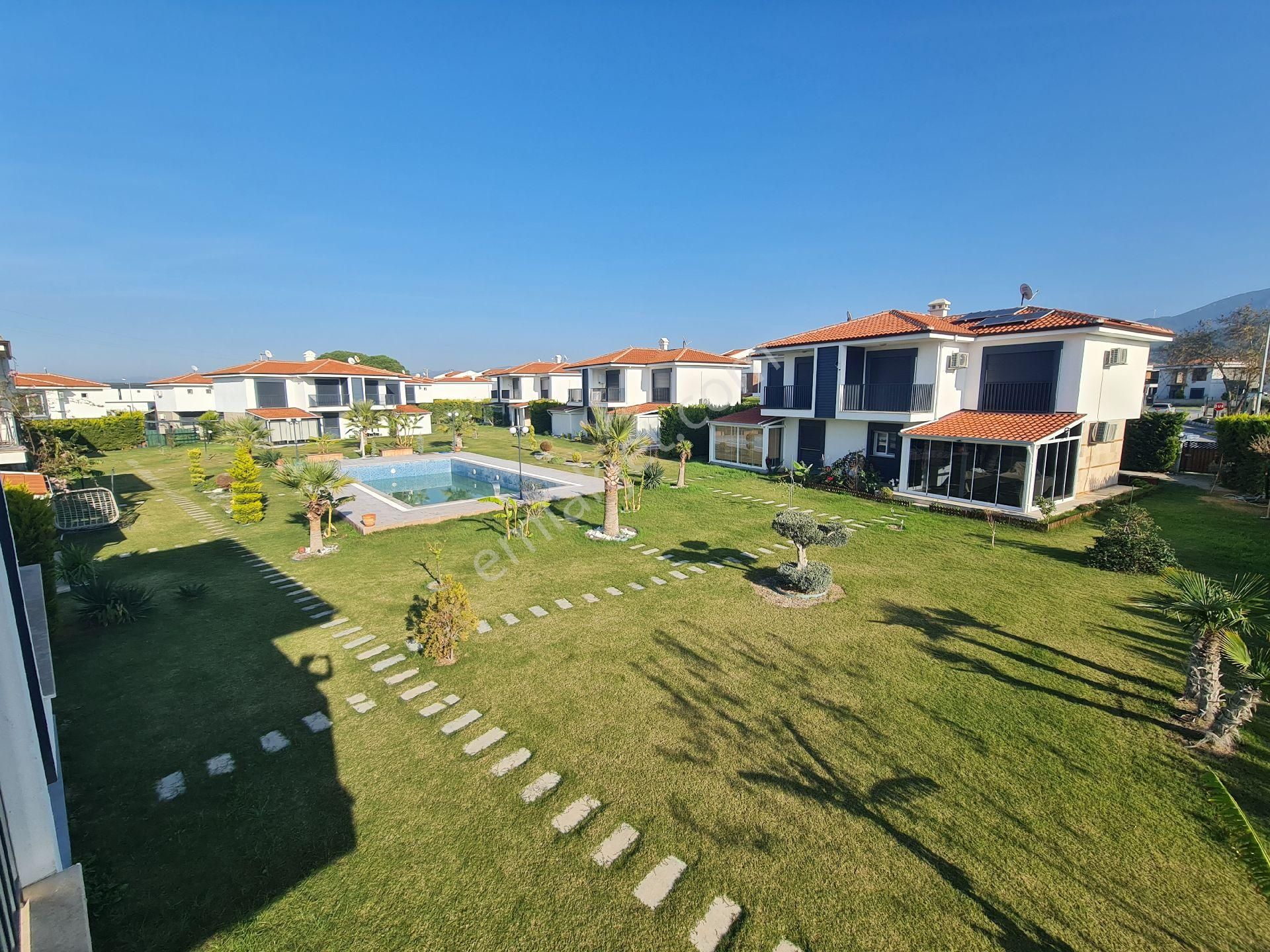 Birlik Gayrimenkul Den Satılık Havuzlu Site İçerisinde Bahçeli 3+1 Yazlık - Görsel 28