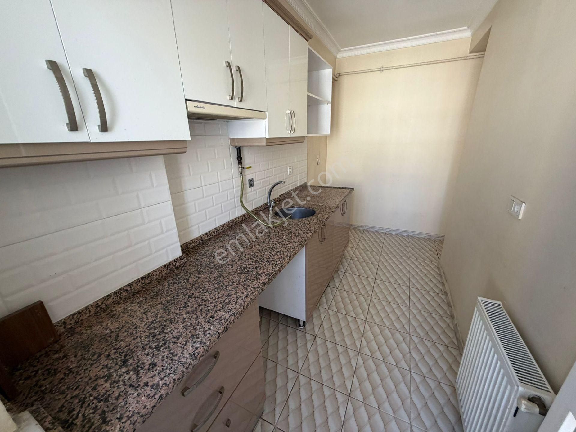 Yılmaz Emlak'tan Atatürk Mahallesinde Satılık 2+1 3.kat Daire - Görsel 31