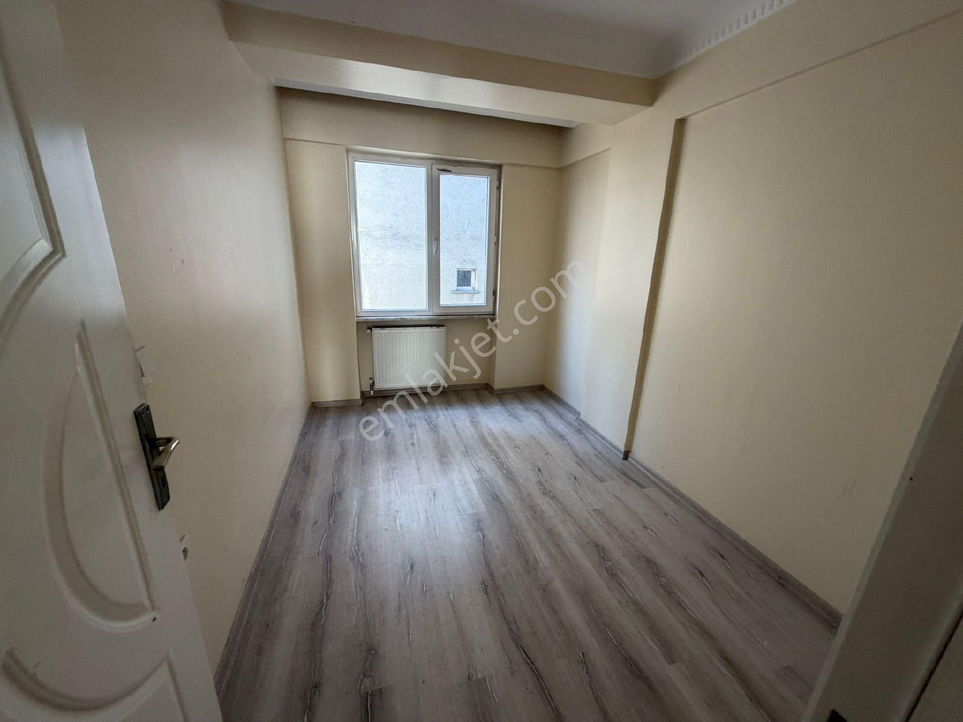 Yılmaz Emlak'tan Atatürk Mahallesinde Satılık 2+1 3.kat Daire - Görsel 10