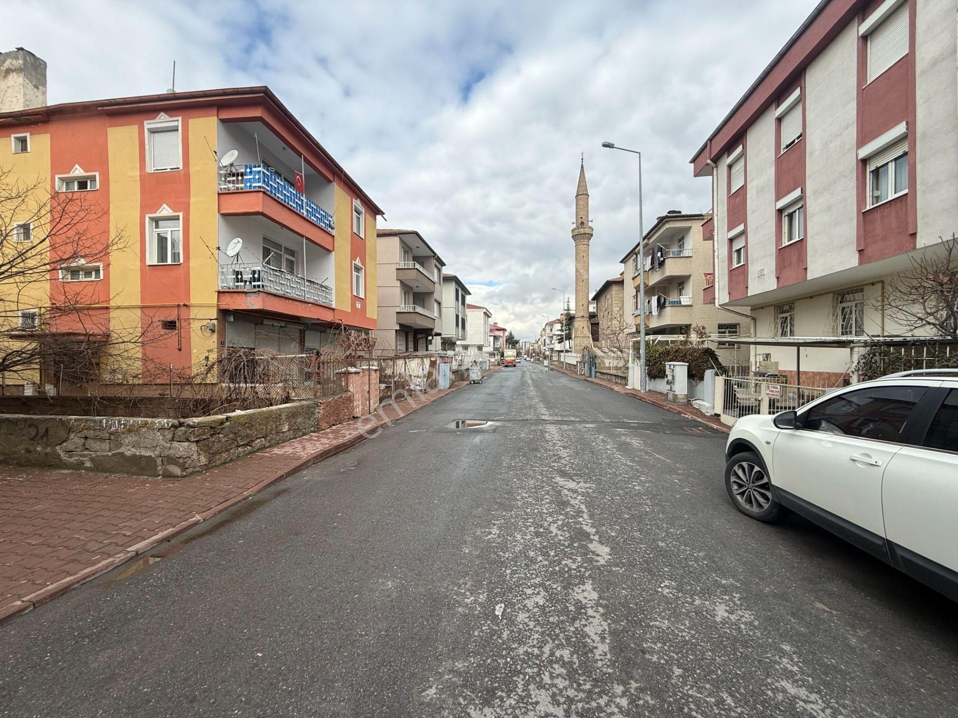 Global Emlak Mevlana'da Satılık 2 Adet Daire 2 Adet Dükkan - Görsel 4