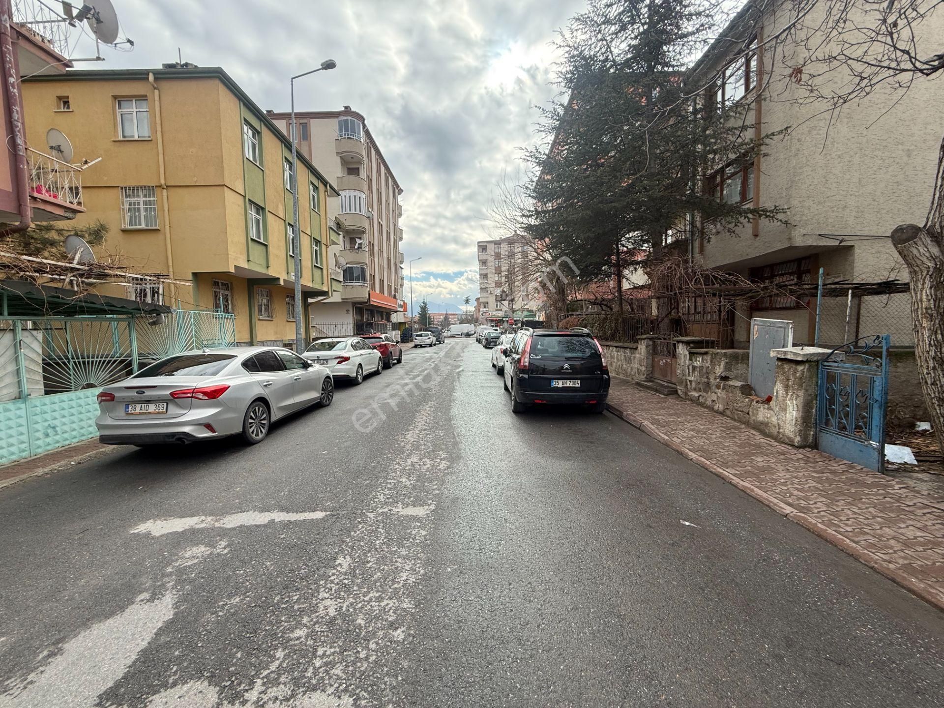 Global Emlak Mevlana'da Satılık 2 Adet Daire 2 Adet Dükkan - Görsel 5