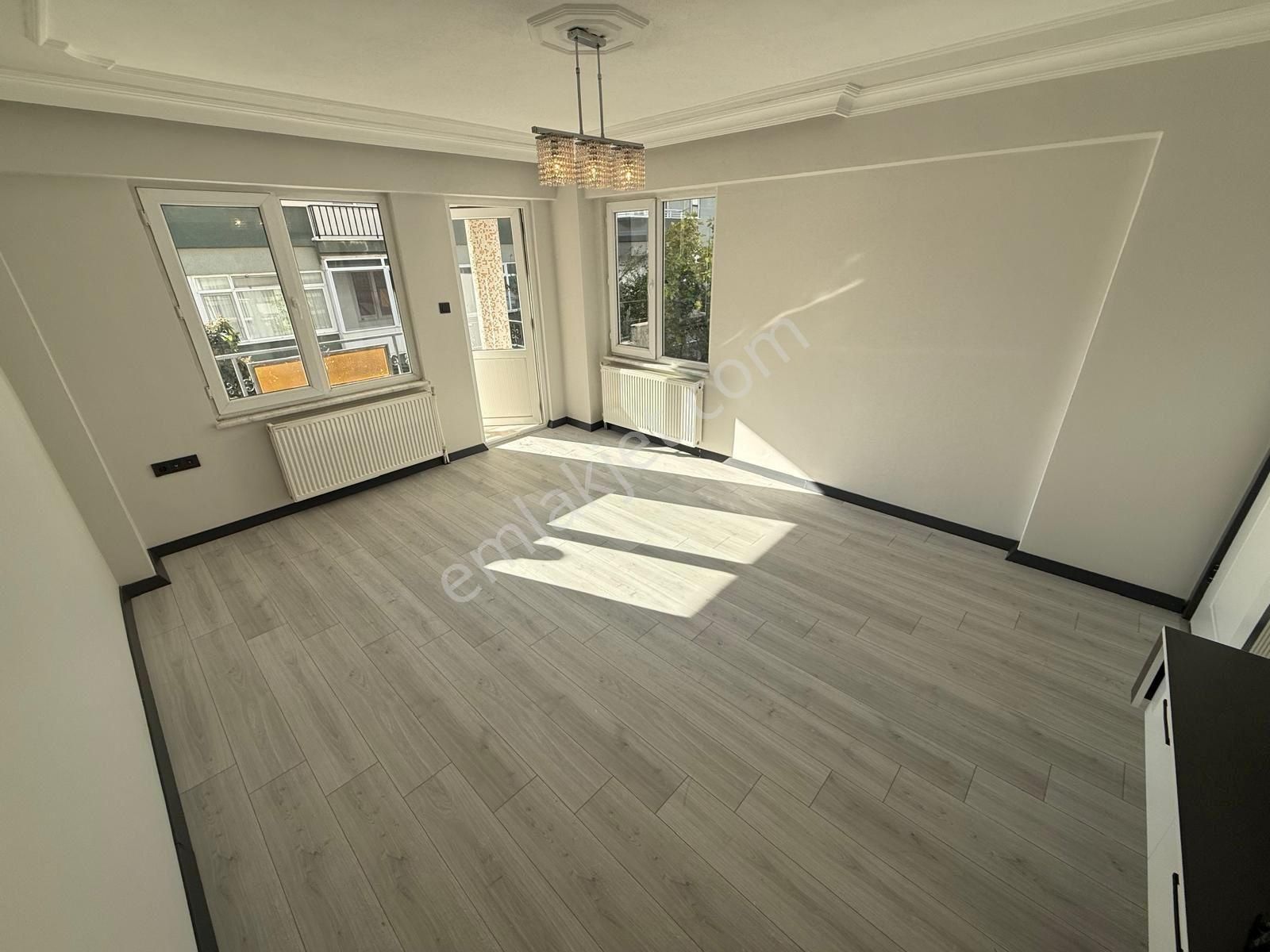 Özgüvenden Akçay Merkez'de Arakat Ön Cephe Masrafsız Daire 2+1 - Görsel 17