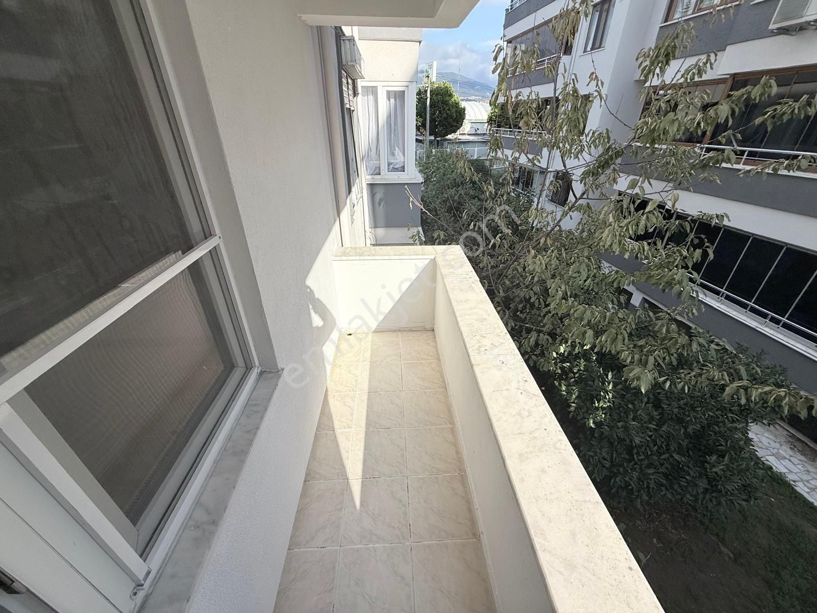 Özgüvenden Akçay Merkez'de Arakat Ön Cephe Masrafsız Daire 2+1 - Görsel 29