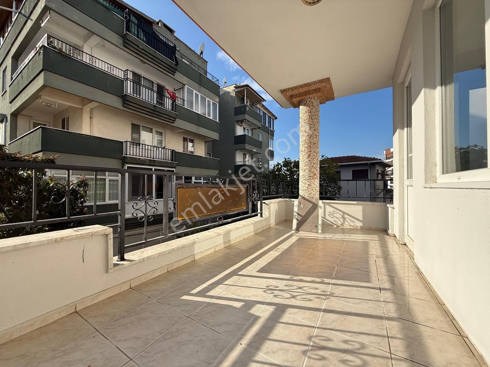 Özgüvenden Akçay Merkez'de Arakat Ön Cephe Masrafsız Daire 2+1 - Görsel 24