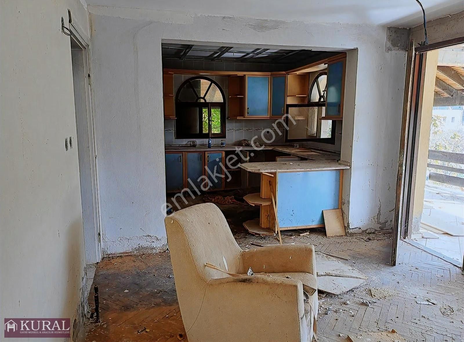 İzmir Menderes Yeniköyde 5685 M2 Tek Tapu Malikhane Ev Bahçe - Görsel 21