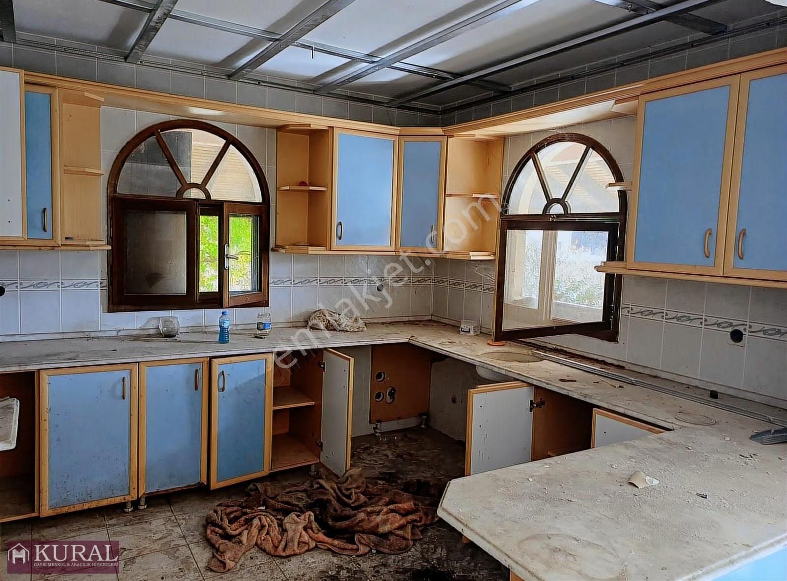 İzmir Menderes Yeniköyde 5685 M2 Tek Tapu Malikhane Ev Bahçe - Görsel 33