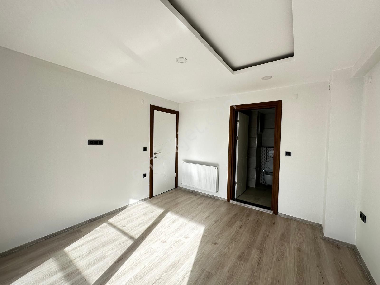 Kuşadası Havuzlu Sitede Ara Kat Doğalgazlı - Görsel 9