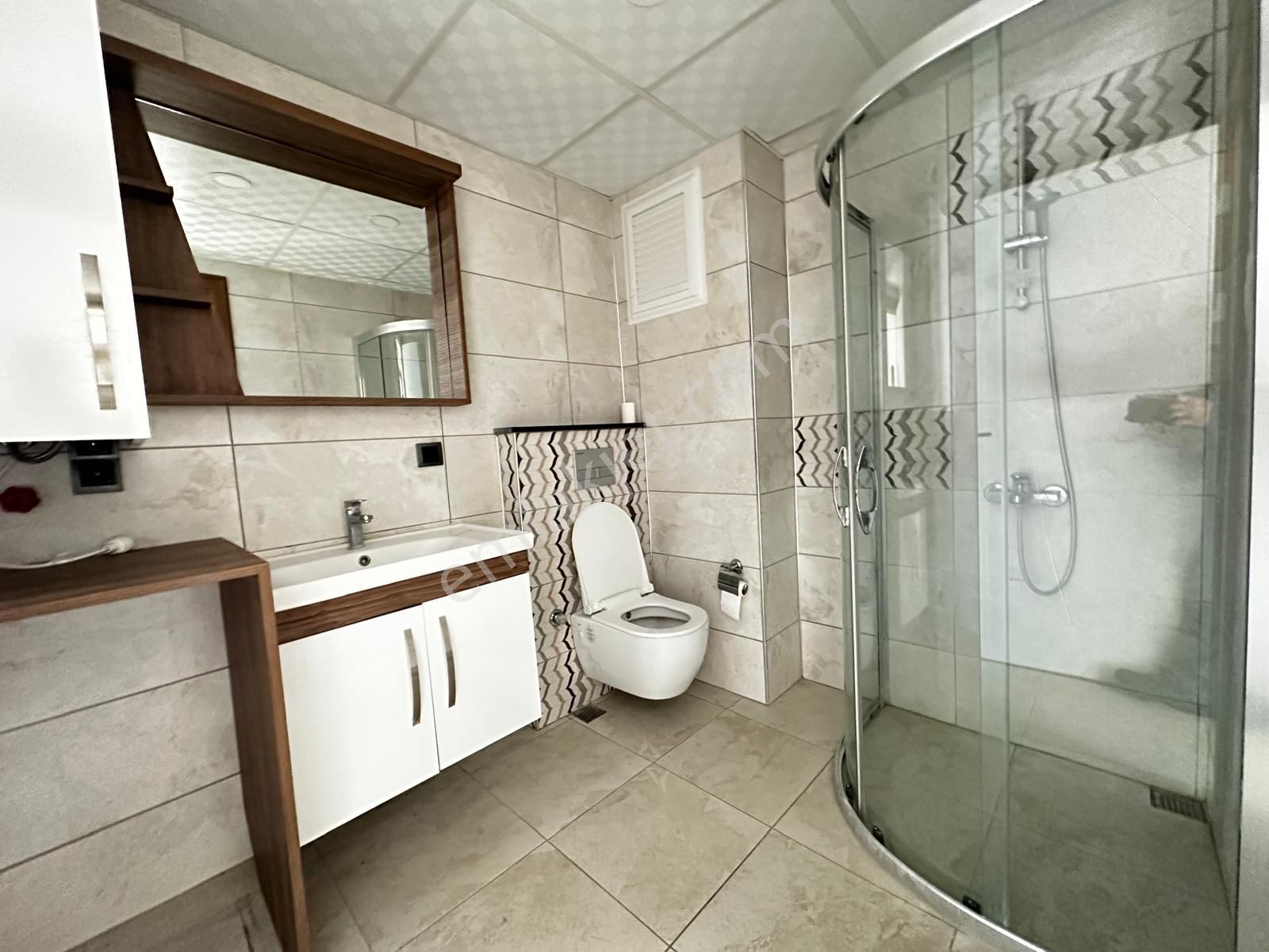 Kuşadası Havuzlu Sitede Ara Kat Doğalgazlı - Görsel 12