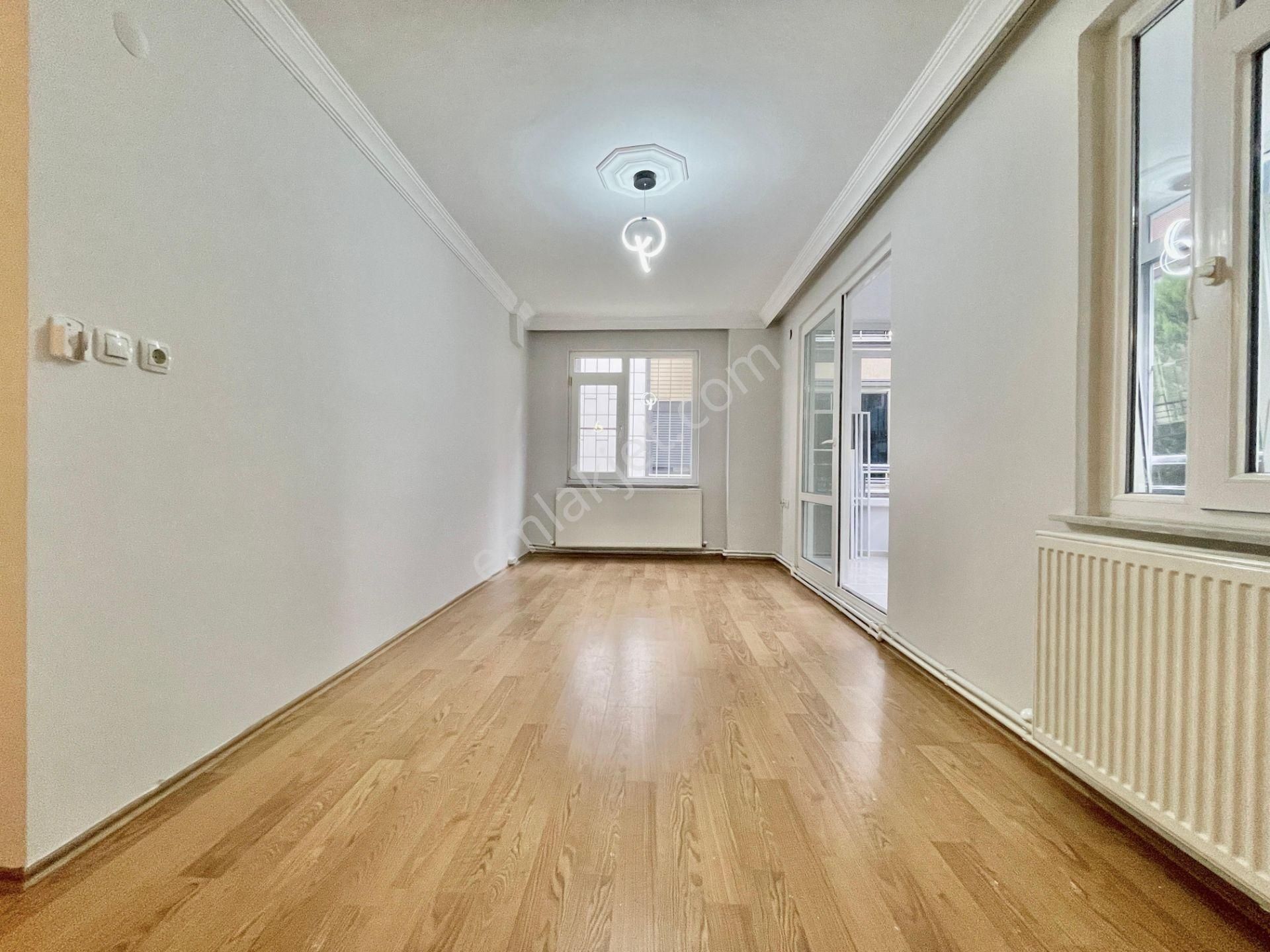 Berkay Demirel'den Altınkumda Doğalgazlı Çift Balkonlu 2+1 Daire - Görsel 26