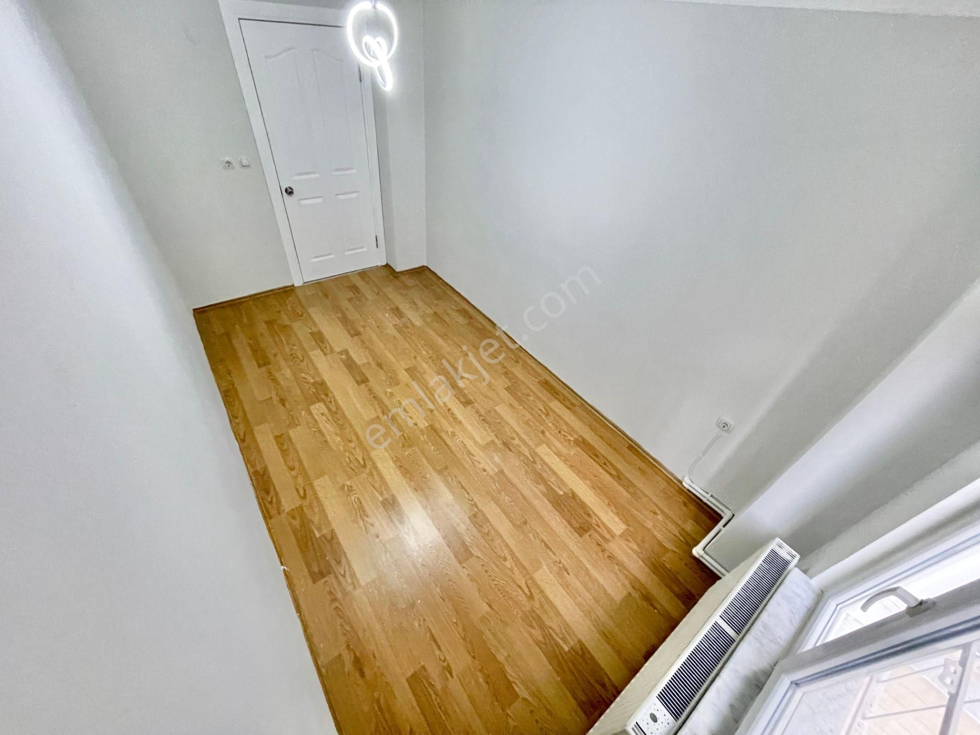 Berkay Demirel'den Altınkumda Doğalgazlı Çift Balkonlu 2+1 Daire - Görsel 30