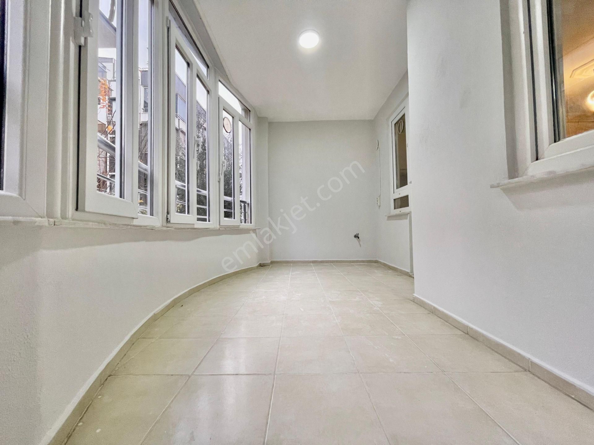 Berkay Demirel'den Altınkumda Doğalgazlı Çift Balkonlu 2+1 Daire - Görsel 19