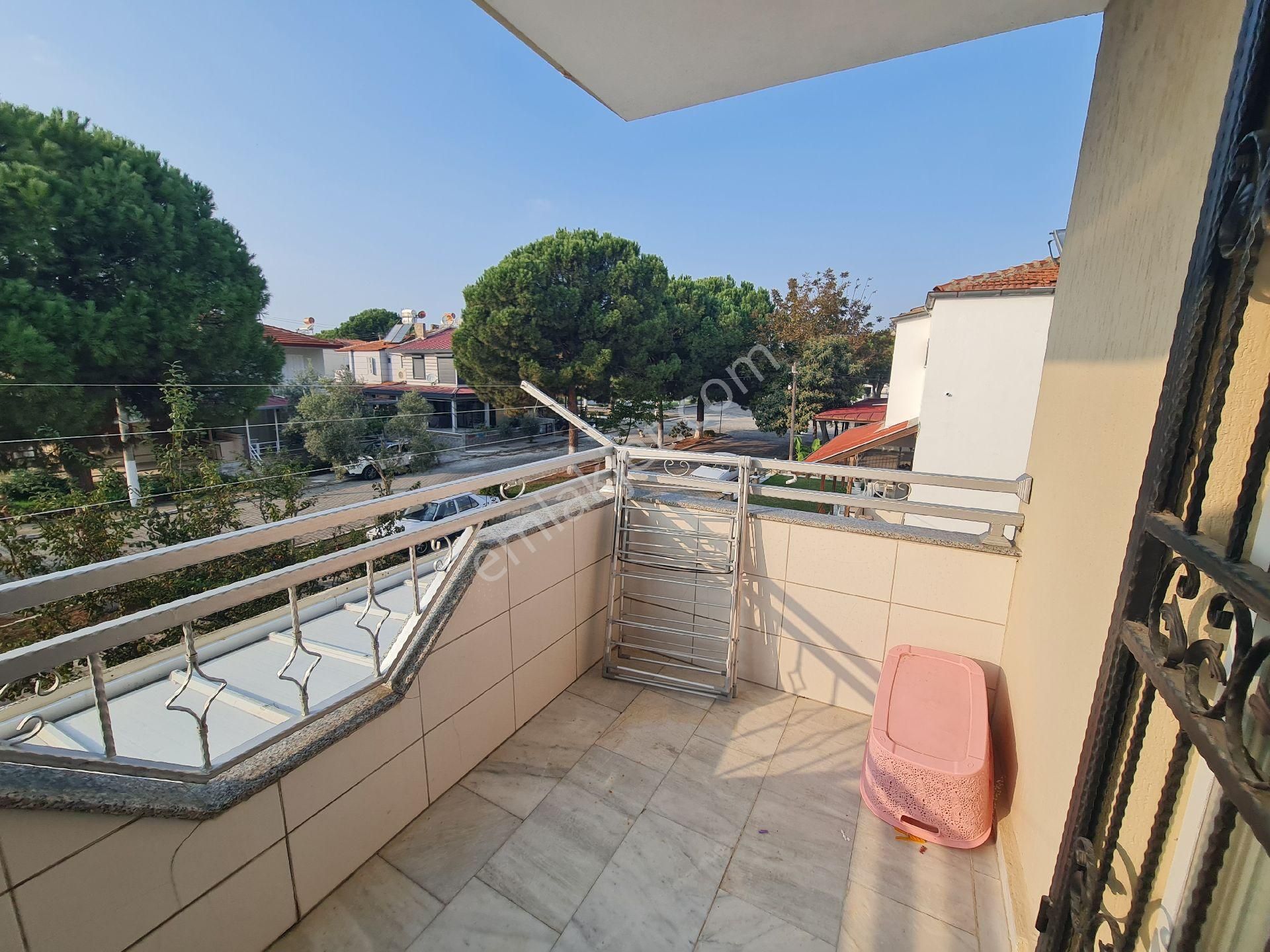 Denize Sıfır Site İçerisinde Bahçeli Önü Açık 2+1 Yazlık - Görsel 29