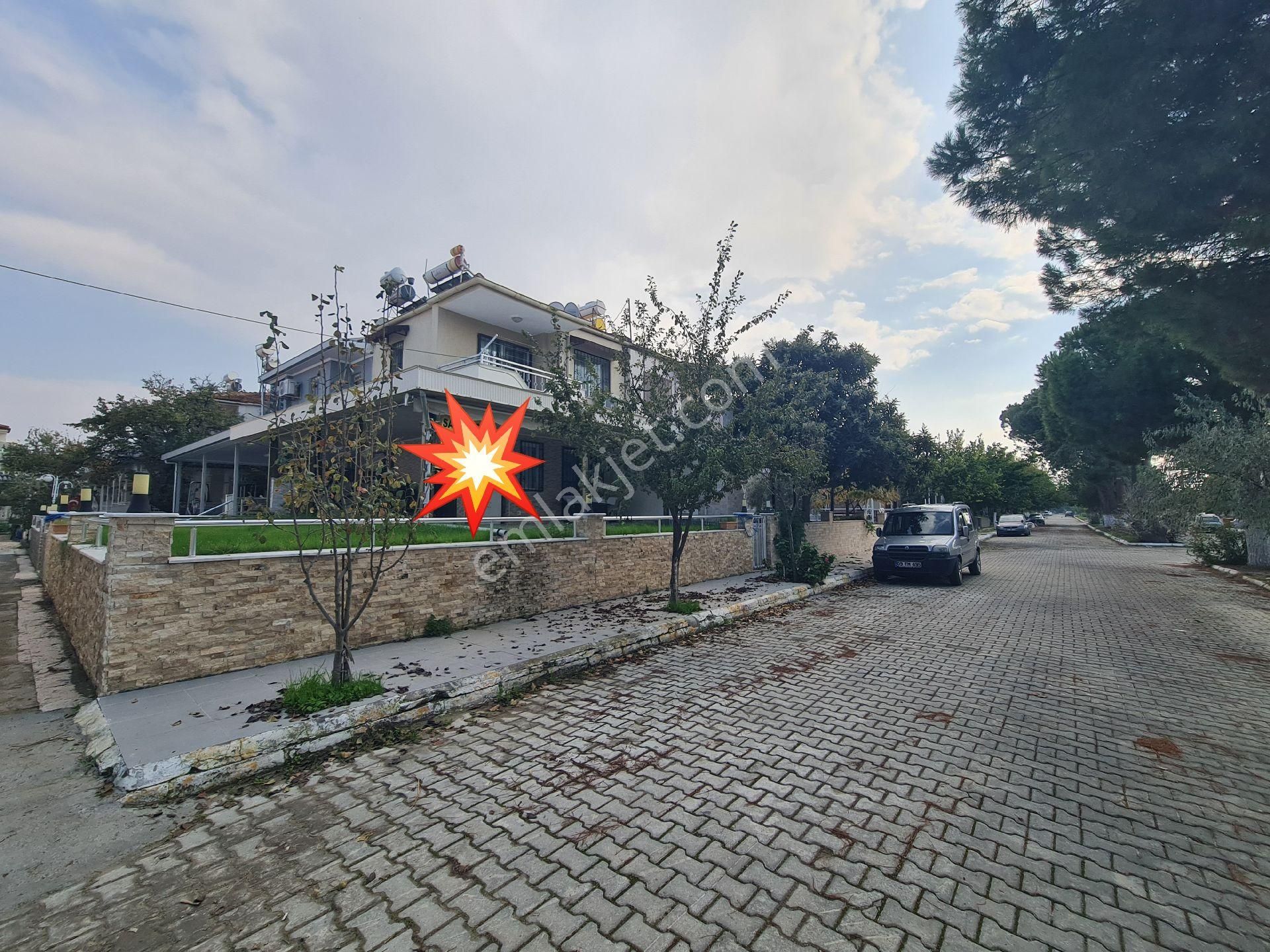 Denize Sıfır Site İçerisinde Bahçeli Önü Açık 2+1 Yazlık - Görsel 2