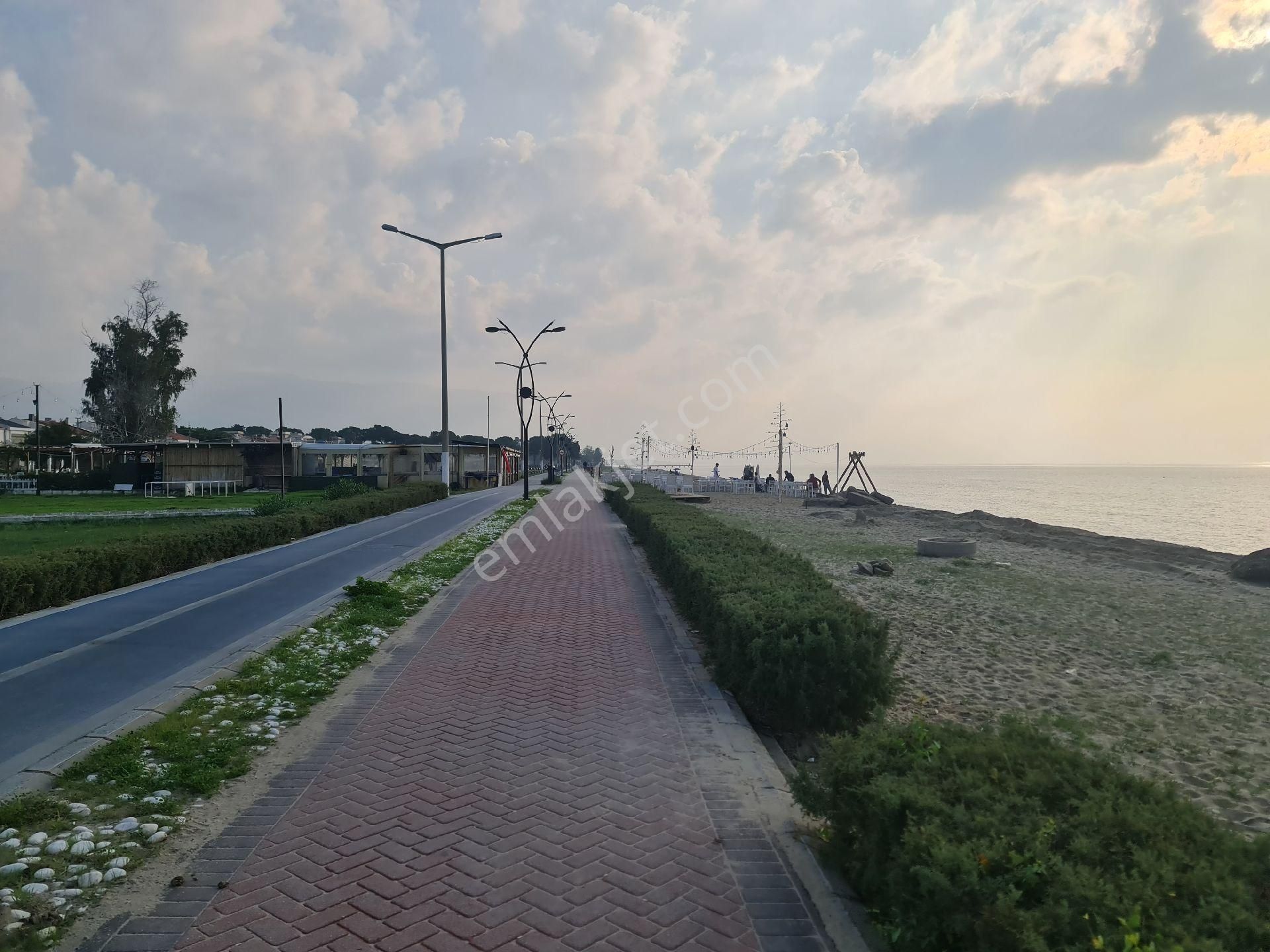 Denize Sıfır Site İçerisinde Bahçeli Önü Açık 2+1 Yazlık - Görsel 35