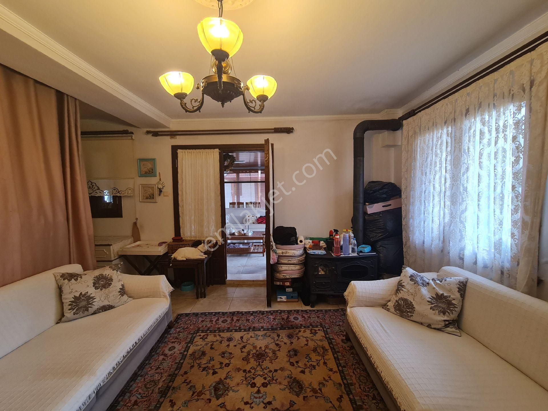 Denize Sıfır Site İçerisinde Müstakil Bahçeli 3+1 Yazlık - Görsel 10