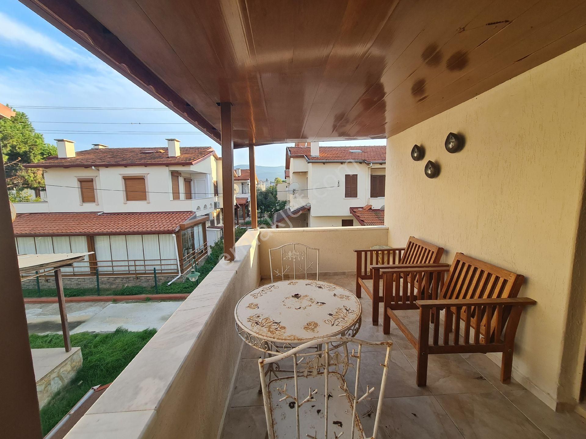 Denize Sıfır Site İçerisinde Müstakil Bahçeli 3+1 Yazlık - Görsel 29