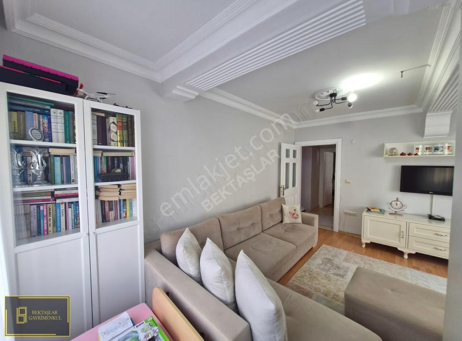 Zümrütevlerde;katta Tek,ayrı Wc,2 Balkon,otopark,net:120m² (3+1) - Görsel 4