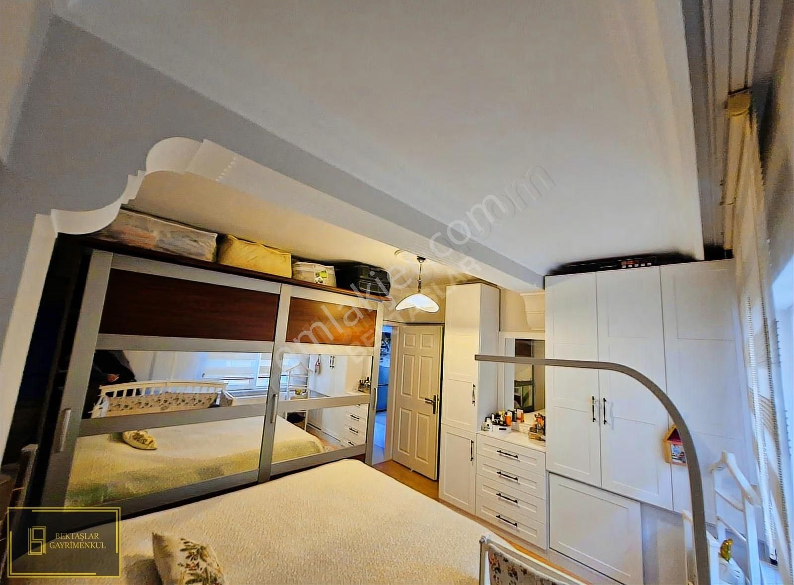 Zümrütevlerde;katta Tek,ayrı Wc,2 Balkon,otopark,net:120m² (3+1) - Görsel 8