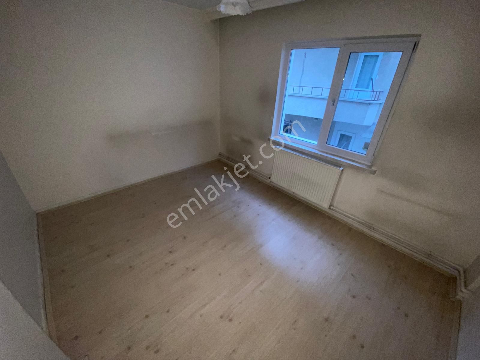 Yılmaz Gayrimenkul'den 3+1 Ara Katta Ön Cephe 20 Bin Pazarlıklı Fırsat Kiralık Daire - Görsel 15