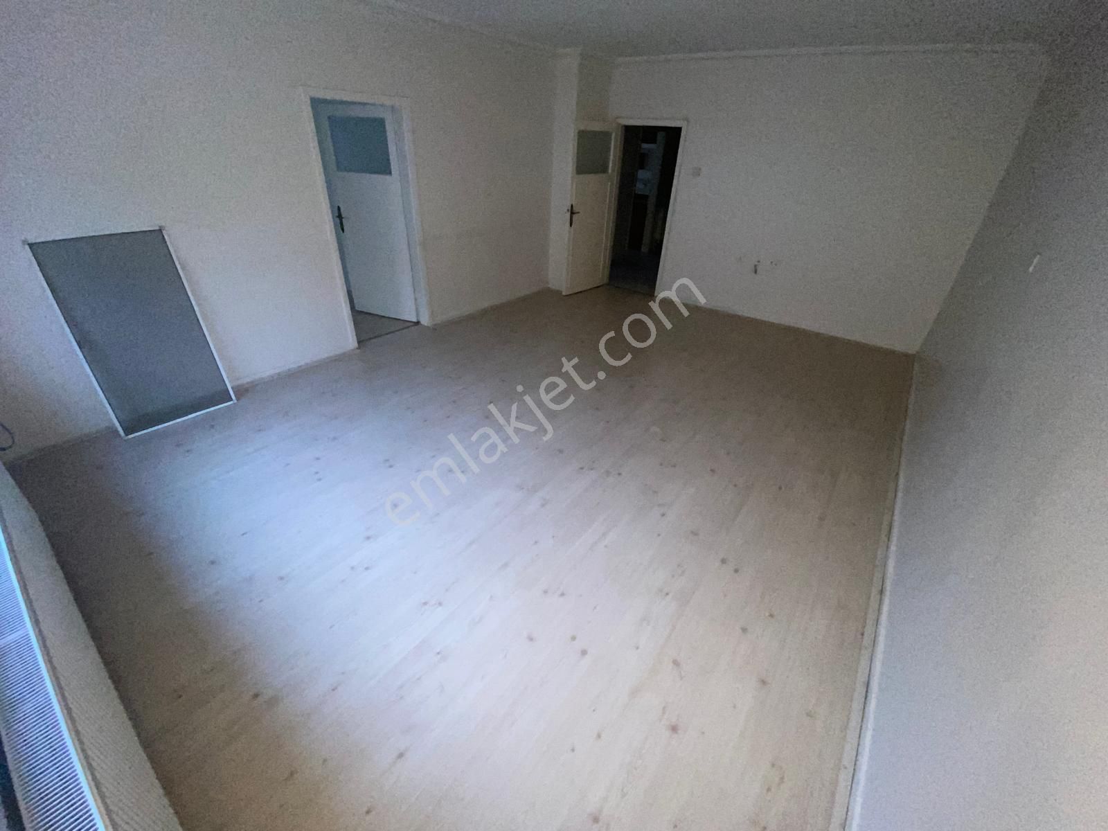 Yılmaz Gayrimenkul'den 3+1 Ara Katta Ön Cephe 20 Bin Pazarlıklı Fırsat Kiralık Daire - Görsel 4