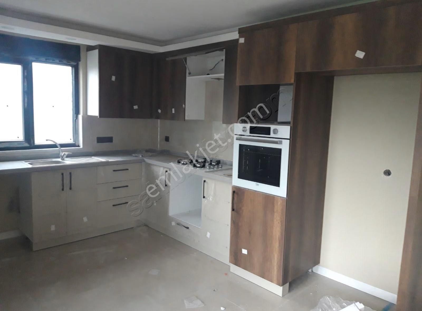 Lüks Sitede 2+1 Giris Bahce Kati - Görsel 11