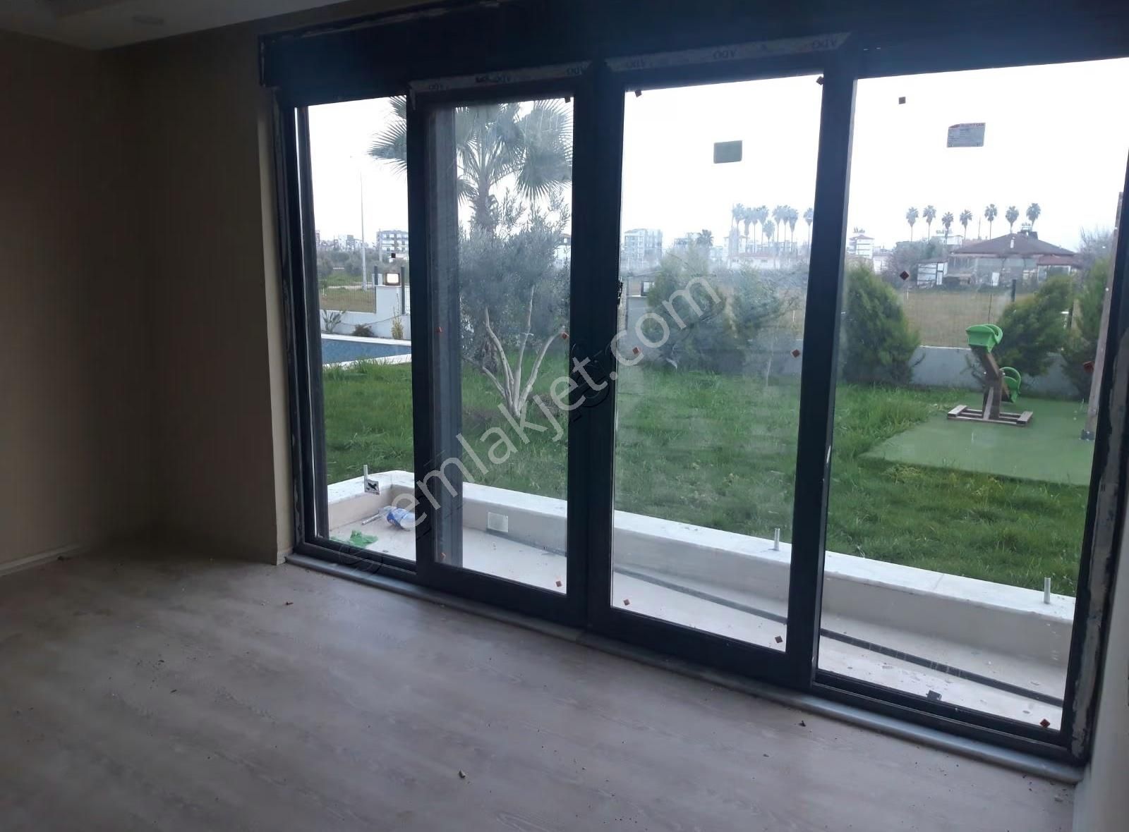 Lüks Sitede 2+1 Giris Bahce Kati - Görsel 7