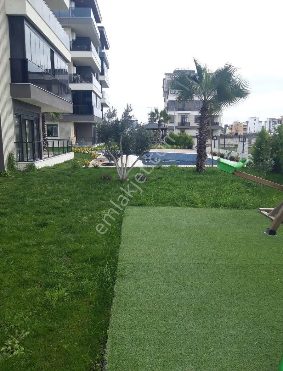 Lüks Sitede 2+1 Giris Bahce Kati - Görsel 6