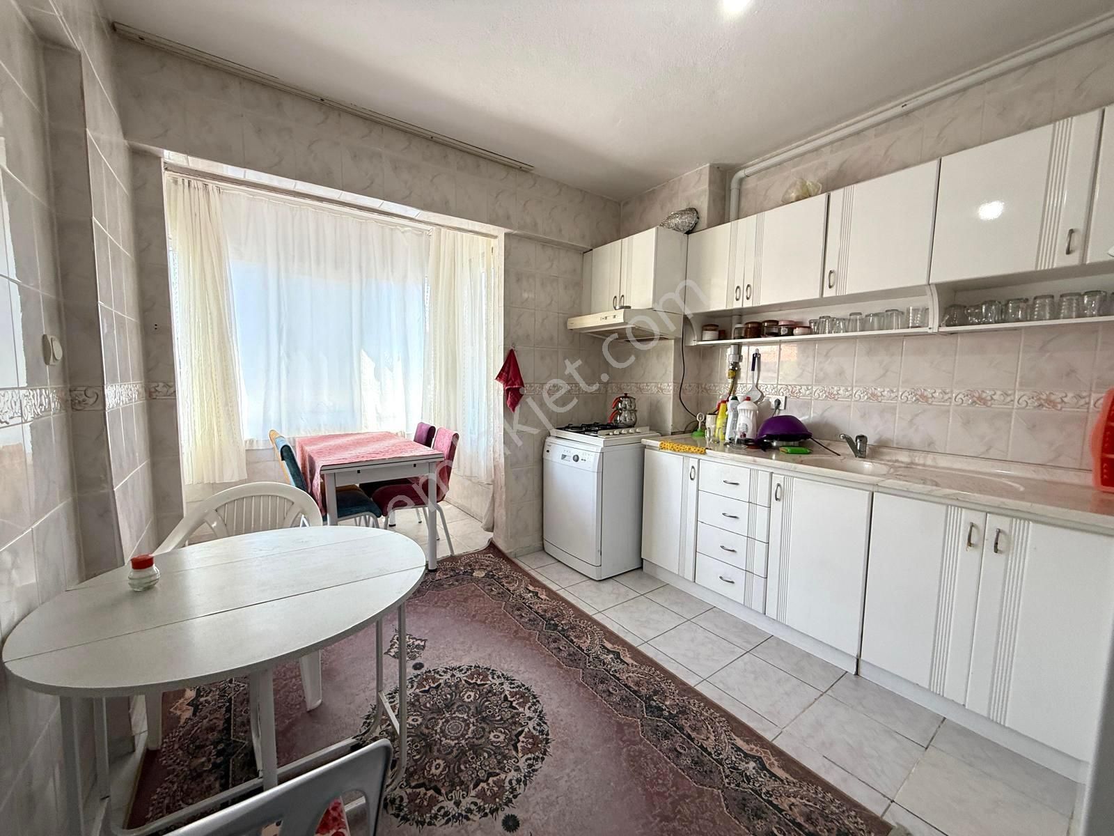 🏡 Referans'tan Altınkum Sahile Yakın Köşe Cephe Geniş M² Ferah Doğalgazlı 2+1 Daire - Görsel 4