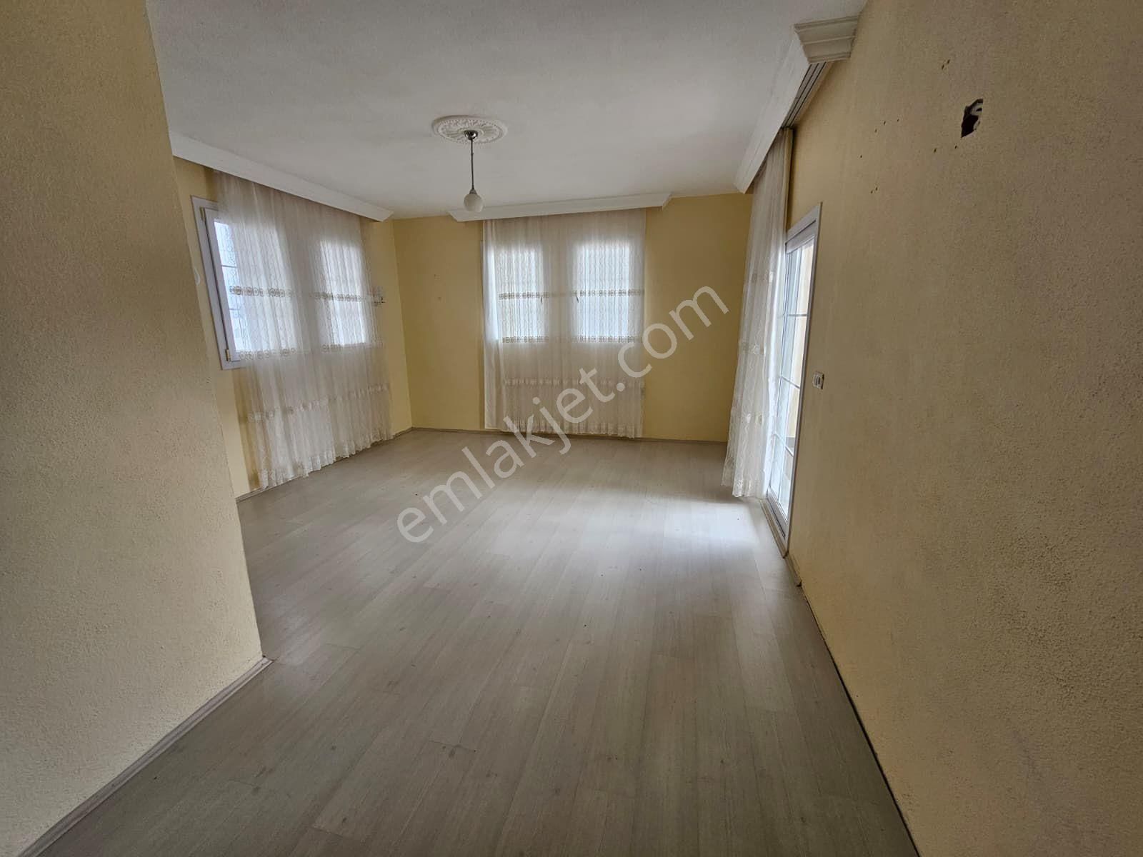 Seydikemer Gerişburnu Mah. Geniş Büyük Kiralık Daire - Görsel 18