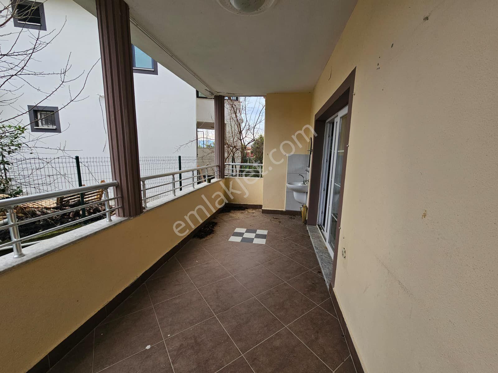 Seydikemer Gerişburnu Mah. Geniş Büyük Kiralık Daire - Görsel 13