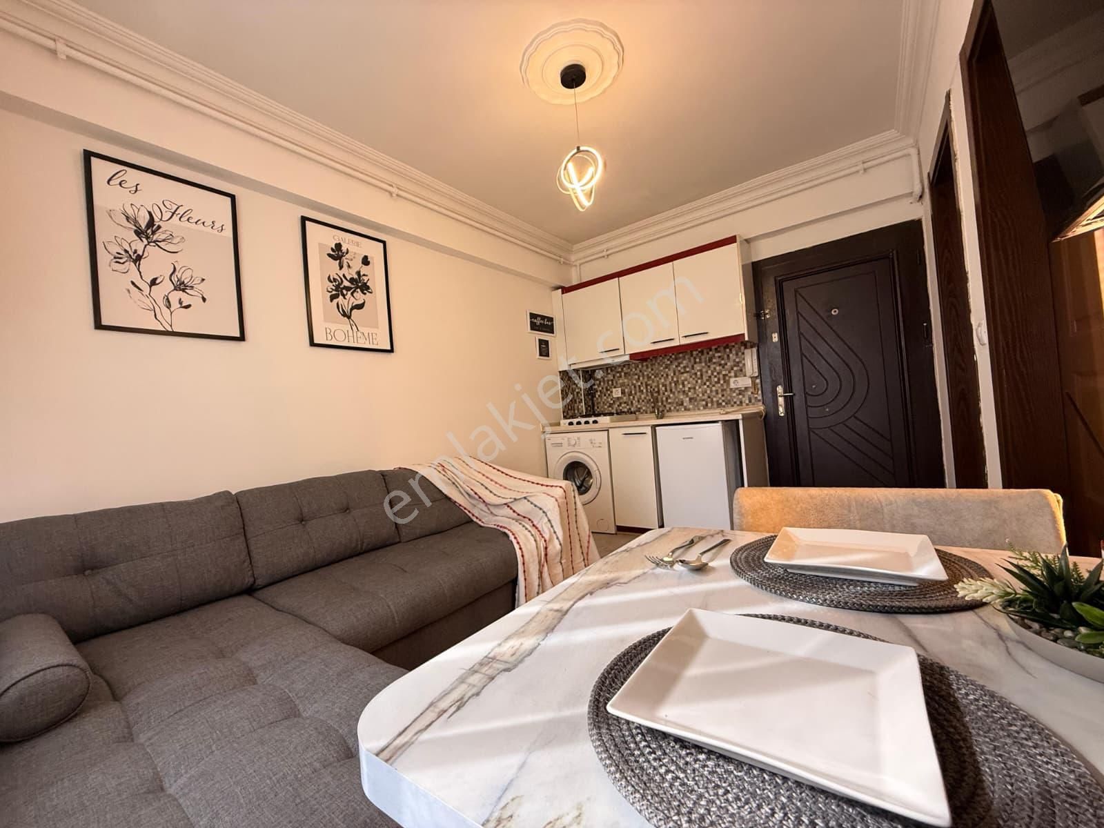 Ender Uysal Gayrimenkulden Asmalıevler De Satılık 1+1 Apart..