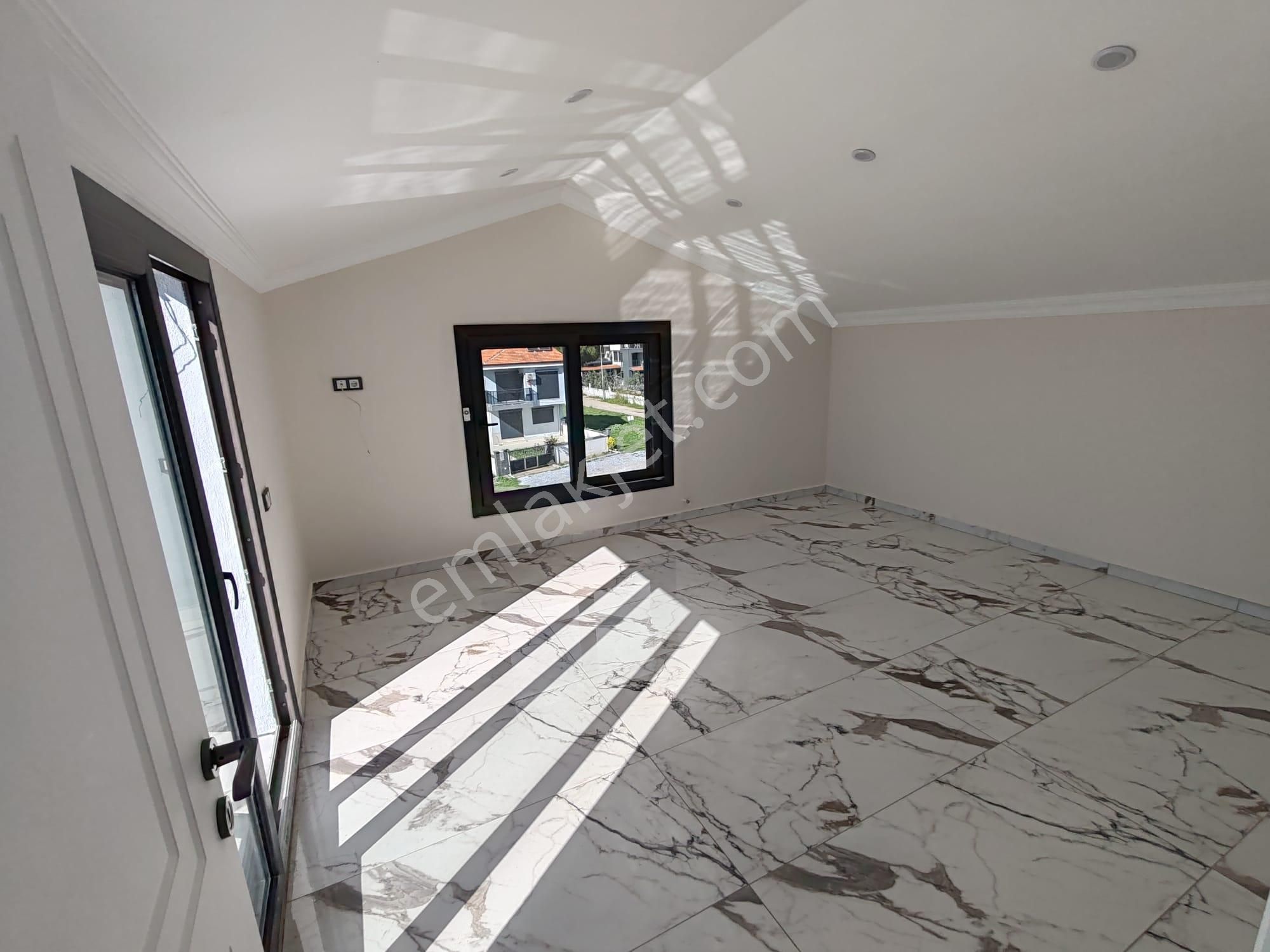 Didim'de 4+1 Müstakil Köşe Villa | 180m² | Ayrı Mutfak - Görsel 31