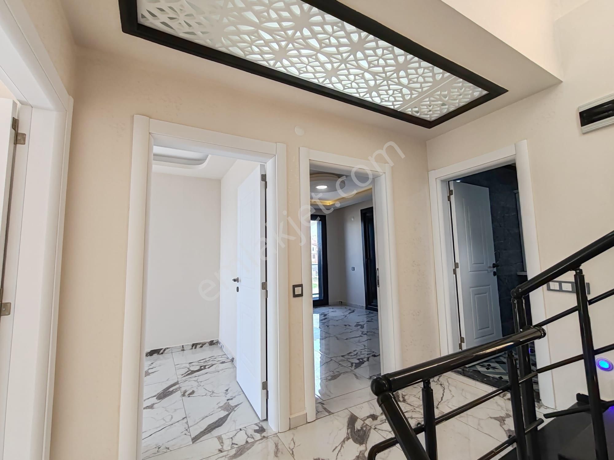 Didim'de 4+1 Müstakil Köşe Villa | 180m² | Ayrı Mutfak - Görsel 19