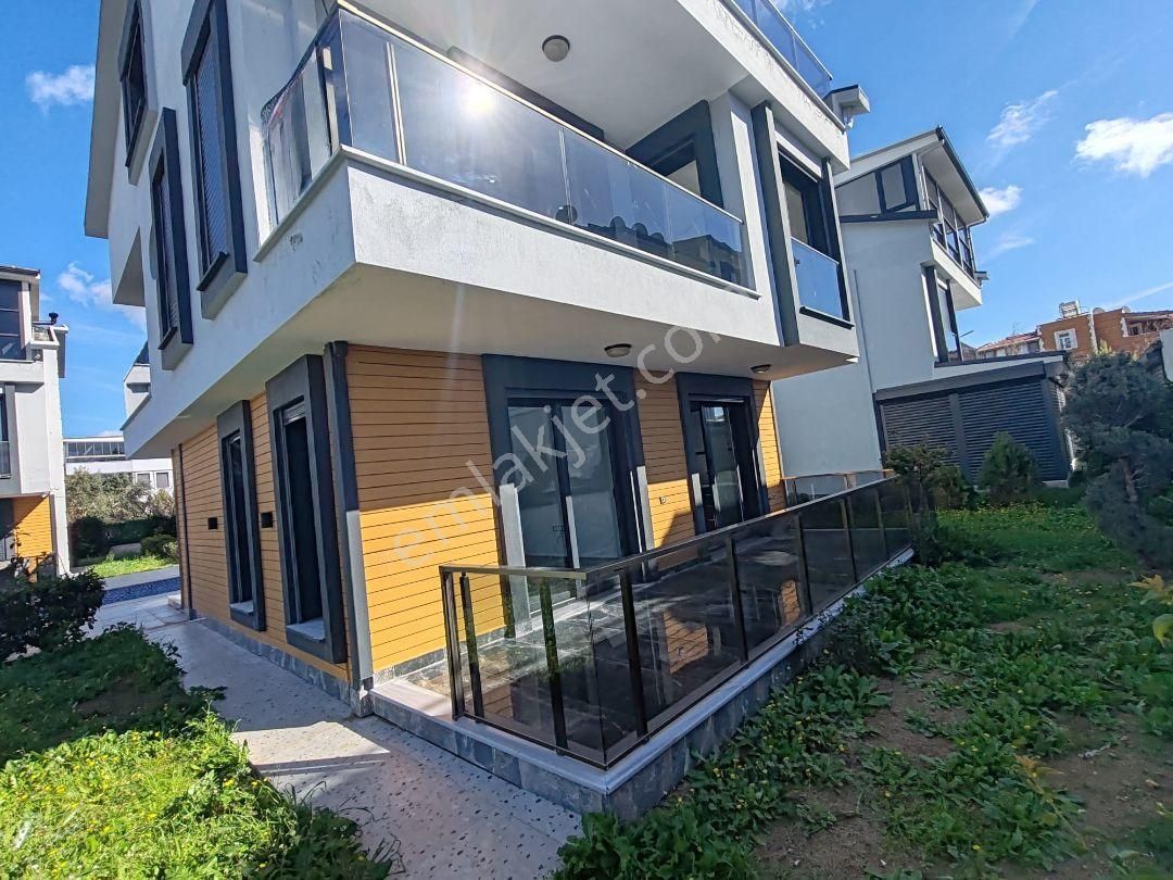 Didim'de 4+1 Müstakil Köşe Villa | 180m² | Ayrı Mutfak - Görsel 16