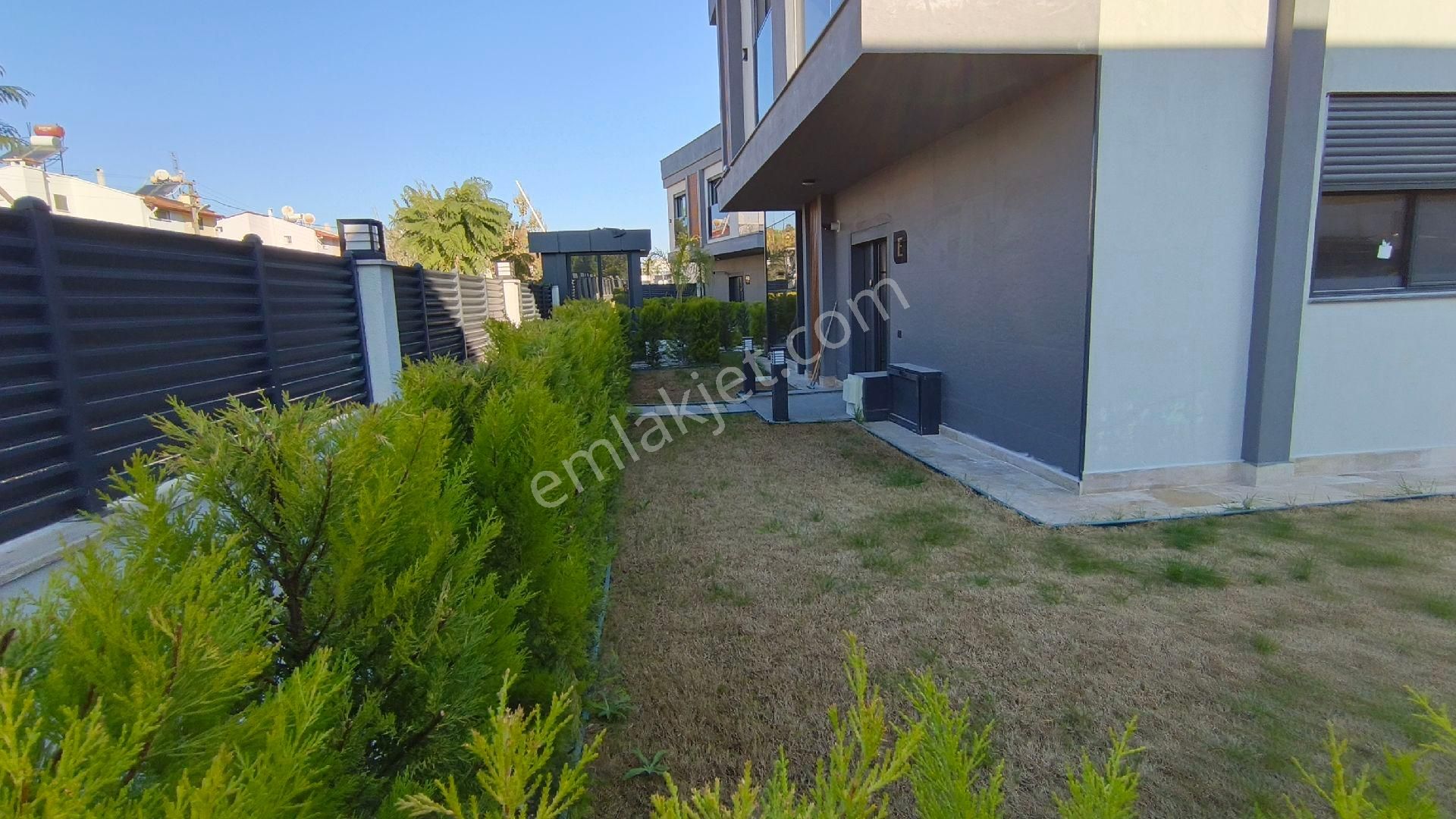 Denize Yürüme Mesafesinde | Müstakil | Yeni Yapı | 4+1 | Doğalgazlı - Görsel 6