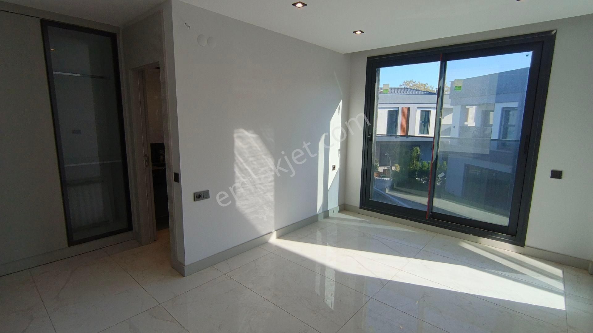 Denize Yürüme Mesafesinde | Müstakil | Yeni Yapı | 4+1 | Doğalgazlı - Görsel 20