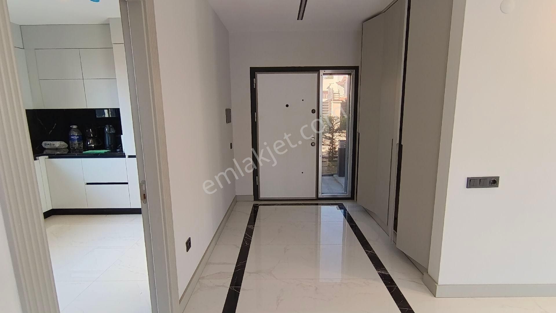 Denize Yürüme Mesafesinde | Müstakil | Yeni Yapı | 4+1 | Doğalgazlı - Görsel 10