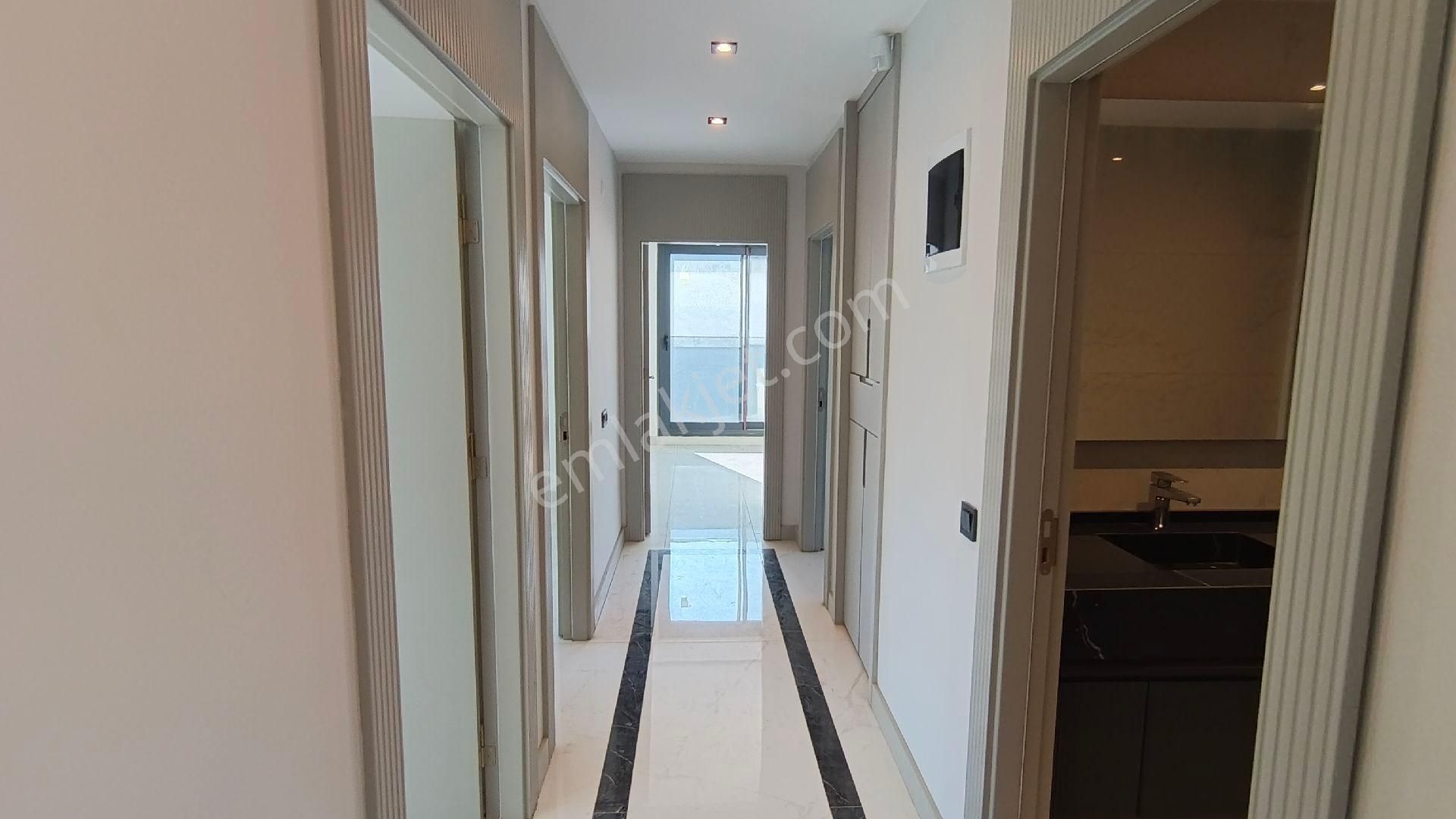 Denize Yürüme Mesafesinde | Müstakil | Yeni Yapı | 4+1 | Doğalgazlı - Görsel 18