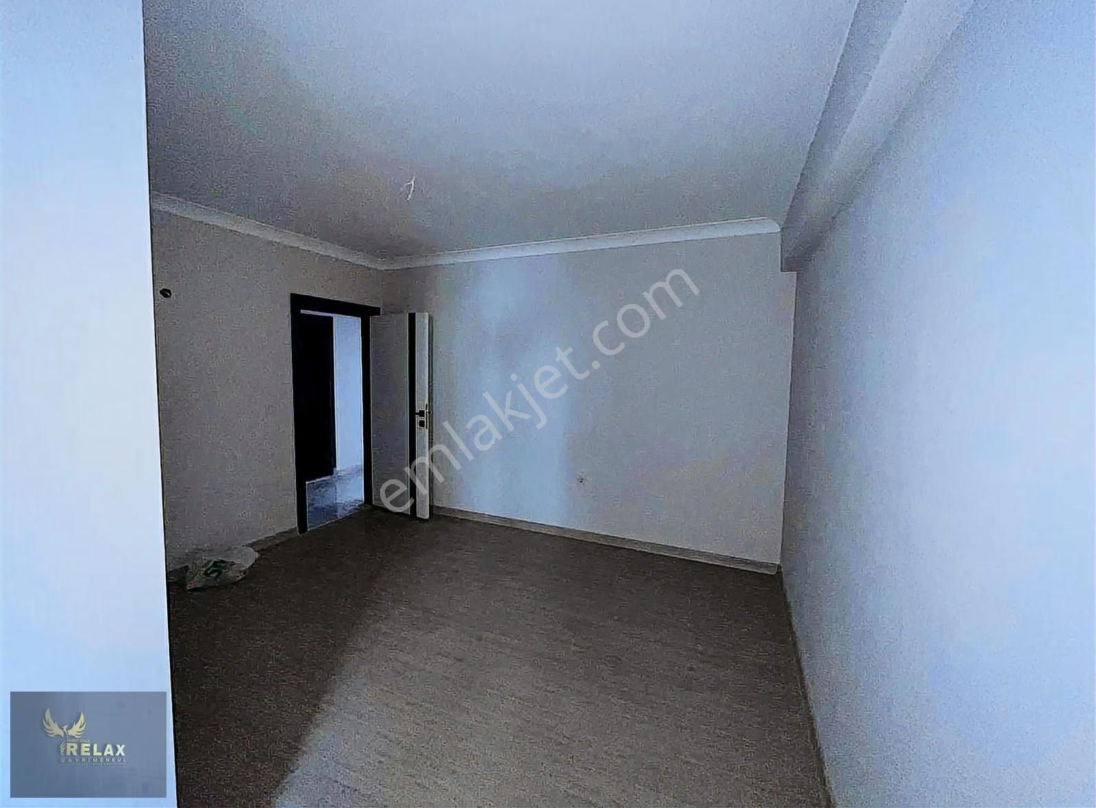17 Eylül Mahallesinde Yüksek Giriş 2+1 Daire - Görsel 13