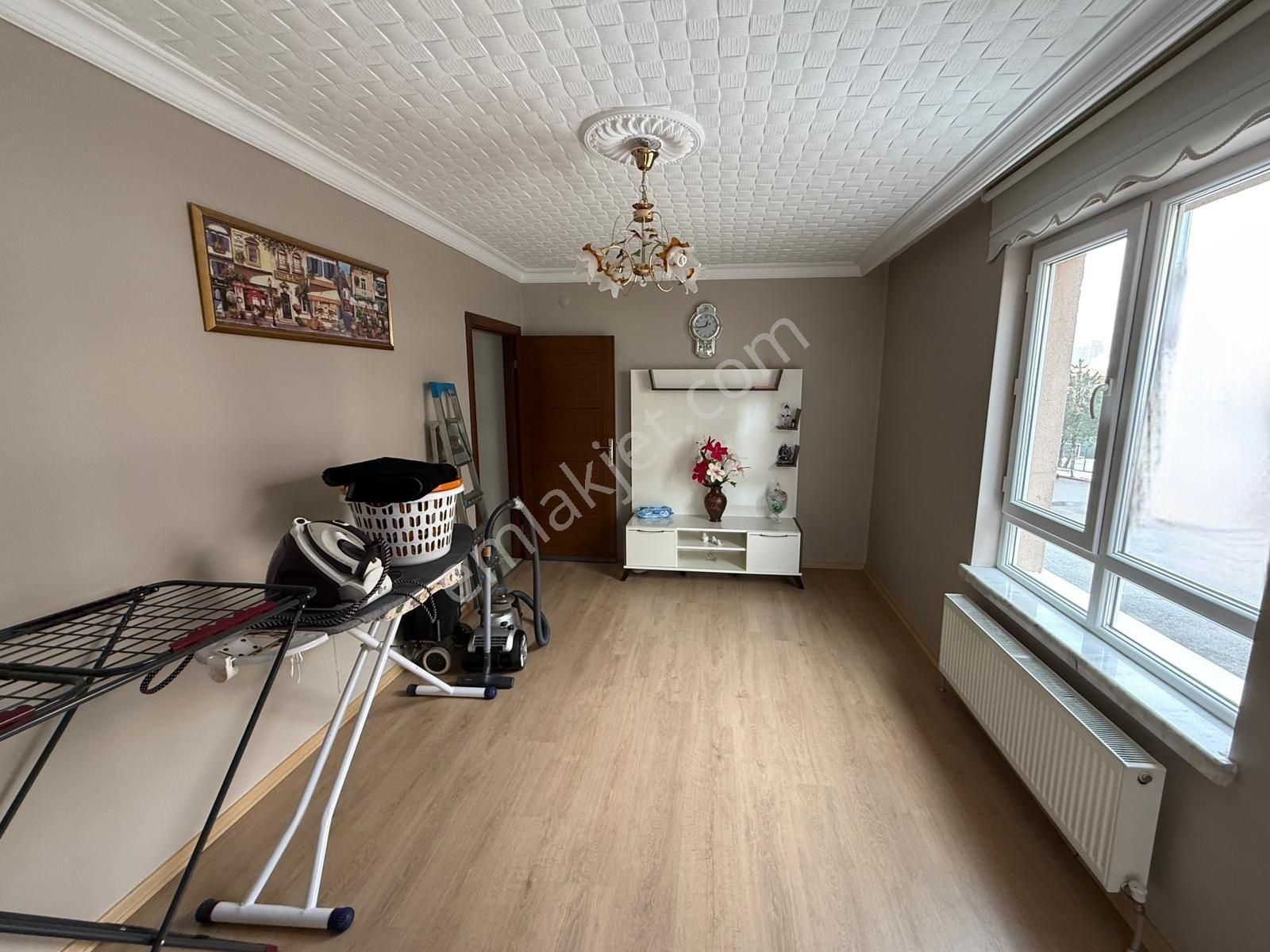 Porsuk Caddesi Paraleli Kat Konumunda 3+1 - Görsel 32