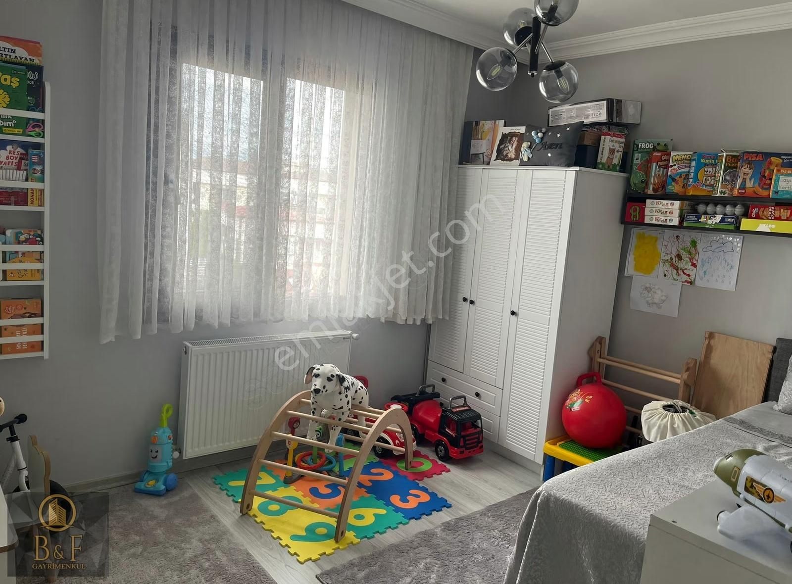 Cumhuriyet Mahallesinde 145m2 Satılık Dubleks - Görsel 21