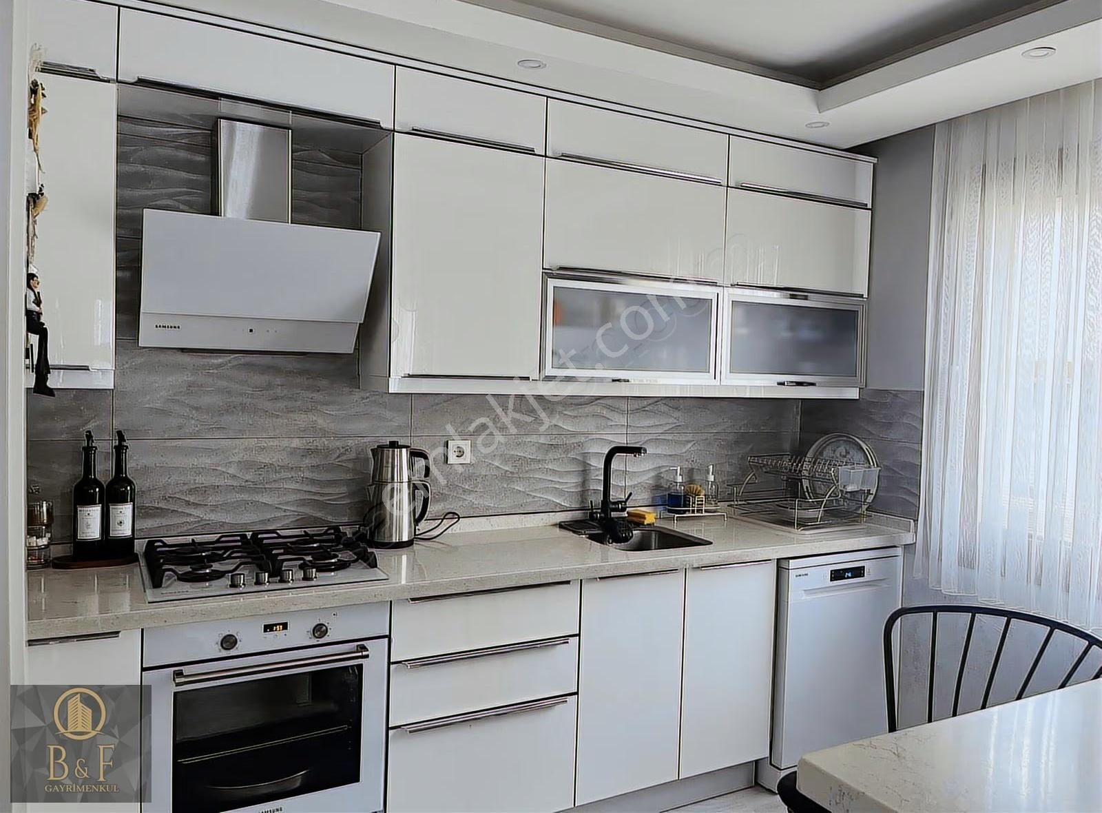 Cumhuriyet Mahallesinde 145m2 Satılık Dubleks - Görsel 11