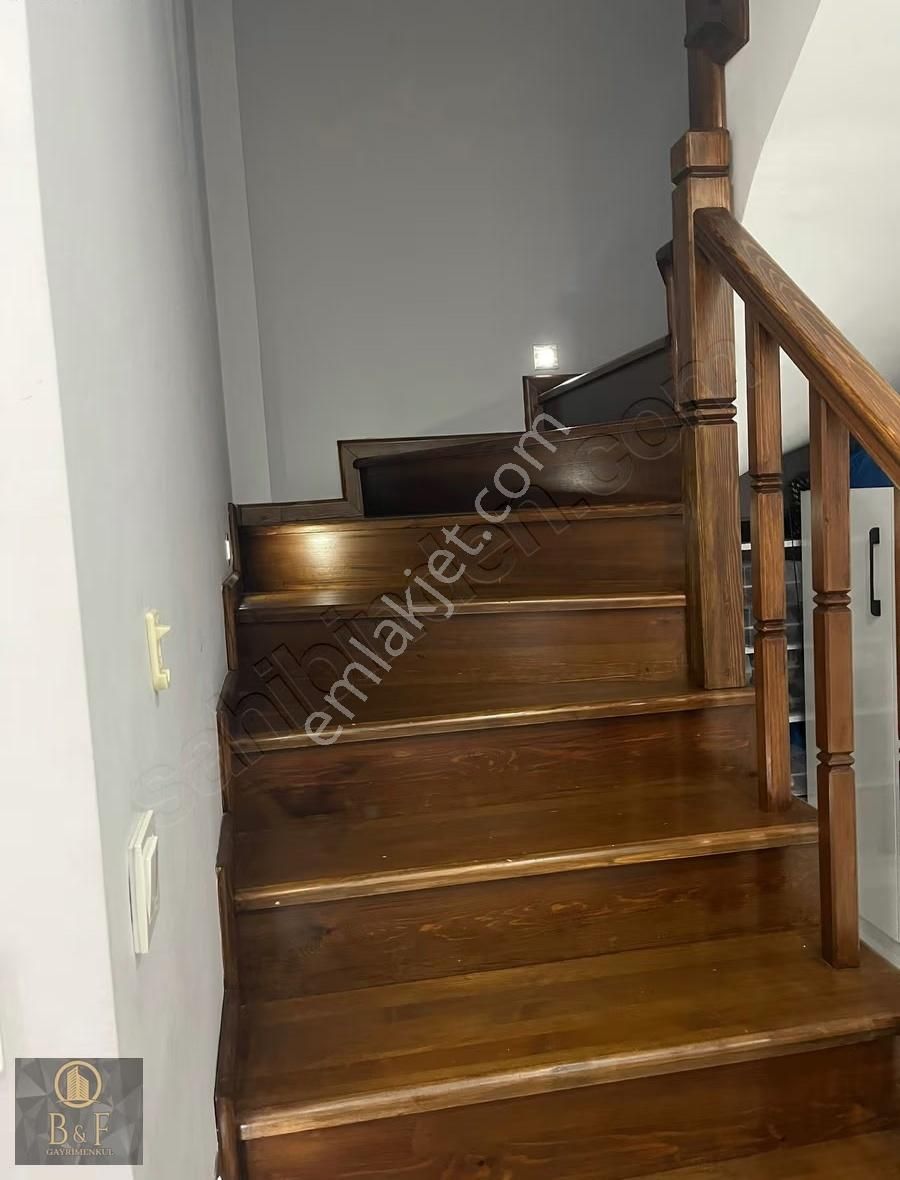 Cumhuriyet Mahallesinde 145m2 Satılık Dubleks - Görsel 13