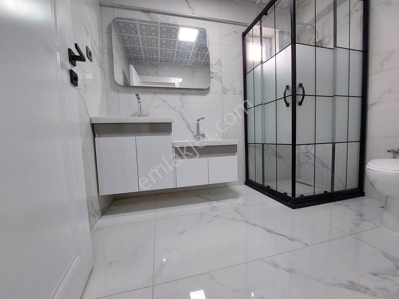 Elvan Mah De Satılık 3+1 Kat Ta Ful Yapılı Geniş Daire - Görsel 16