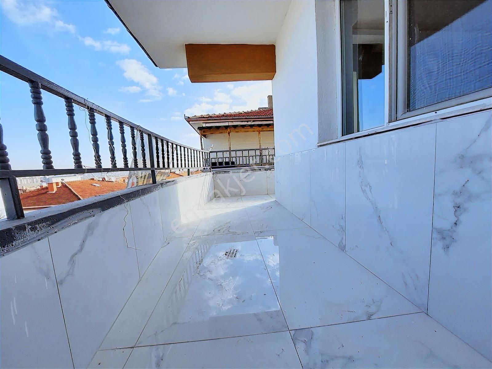 Elvan Mah De Satılık 3+1 Kat Ta Ful Yapılı Geniş Daire - Görsel 21