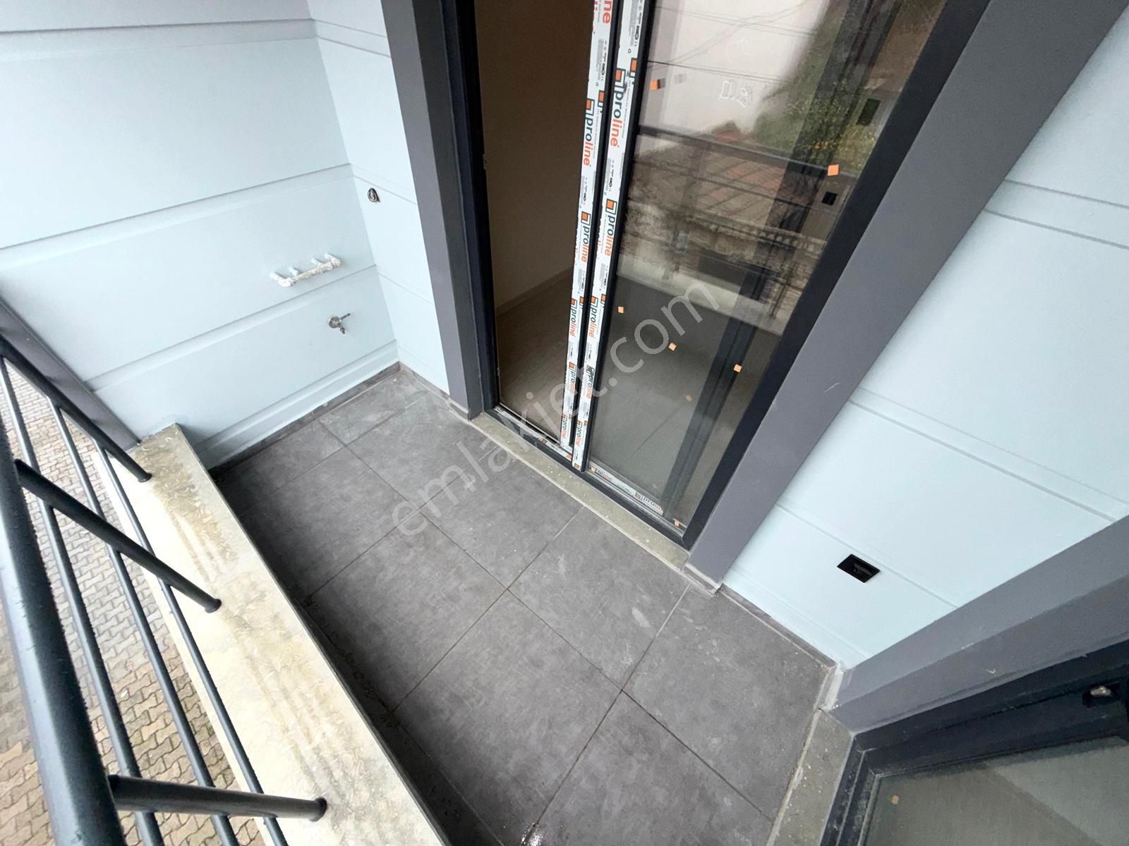 🏡 Referans'tan Zeytinli'de Kapalı Otoparklı Yerden Isıtmalı Şık Tasarım 2+1 Daire - Görsel 21