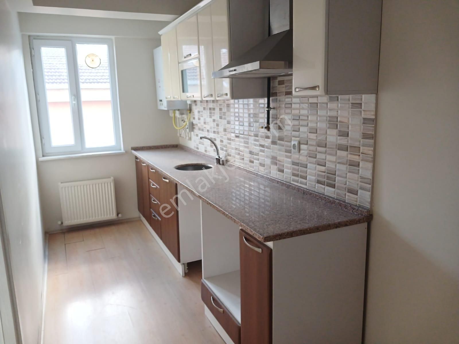 Eskişehir Mamure Mah. Çarşıya Yakın Kiralık 1+1 Daire - Görsel 3